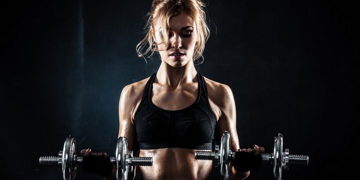 6 Most Common Mistakes Made by Women at the Gym Using Weights That Are Heavy Enough