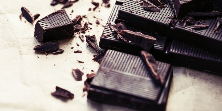 5 Special Foods That Dieters Should Eat Dark Chocolate