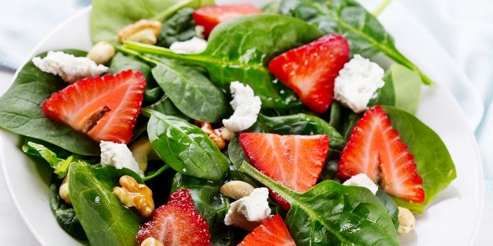 6 Delicious Snacks to Help You Reach Your Goal Weight Spinach Salad