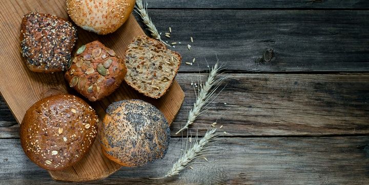 6 Foods to Avoid before Heading to the Gym Whole grain breads and muffins
