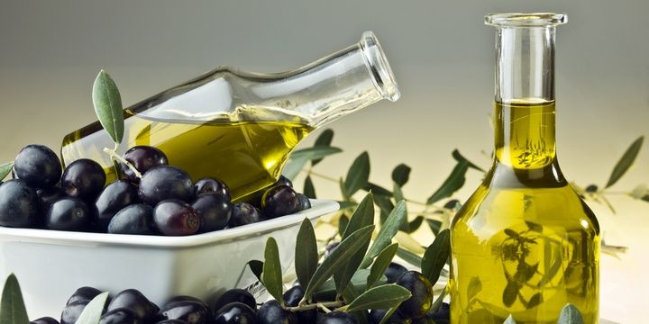 6 Foods That Should Not Be Found in Your Fridge Olive Oil