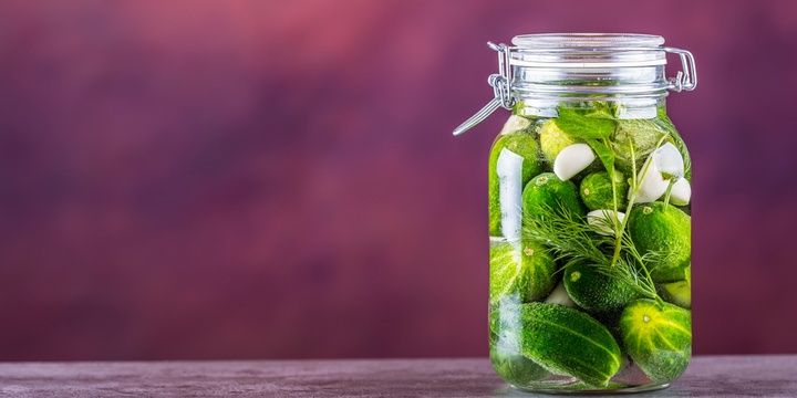 6 Foods That Should Not Be Found in Your Fridge Pickles