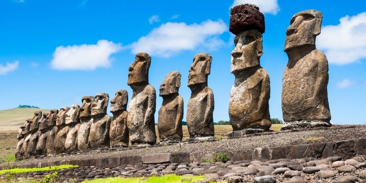 5 Most Unbelievable Monuments of All Times Moai Statues Easter Island