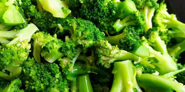 7 Delicious Foods for a Strong Immune System Broccoli