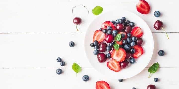 6 Products That Diabetics Should Regularly Consume Berries