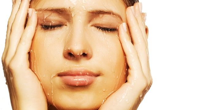 6 Ways to Love Your Skin during Its Bad Days Cold water
