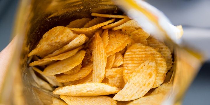 6 Products We Mistakenly Think Contain No Gluten Potato chips