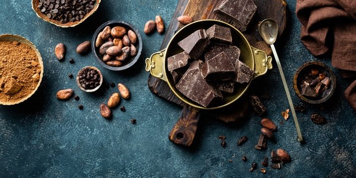 7 Sweet Products That Can Replace Unhealthy Desserts Dark chocolate
