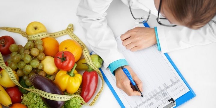 6 Most Profitable Degrees and Occupations for Women Nutritionist Dietitian
