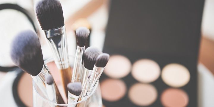 8 Beauty Products You Need on a Daily Basis Makeup tools